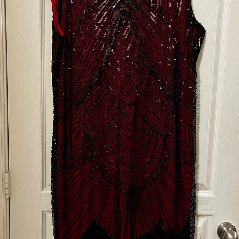 Elegant Red and Black sequined Flapper Style Party Dress